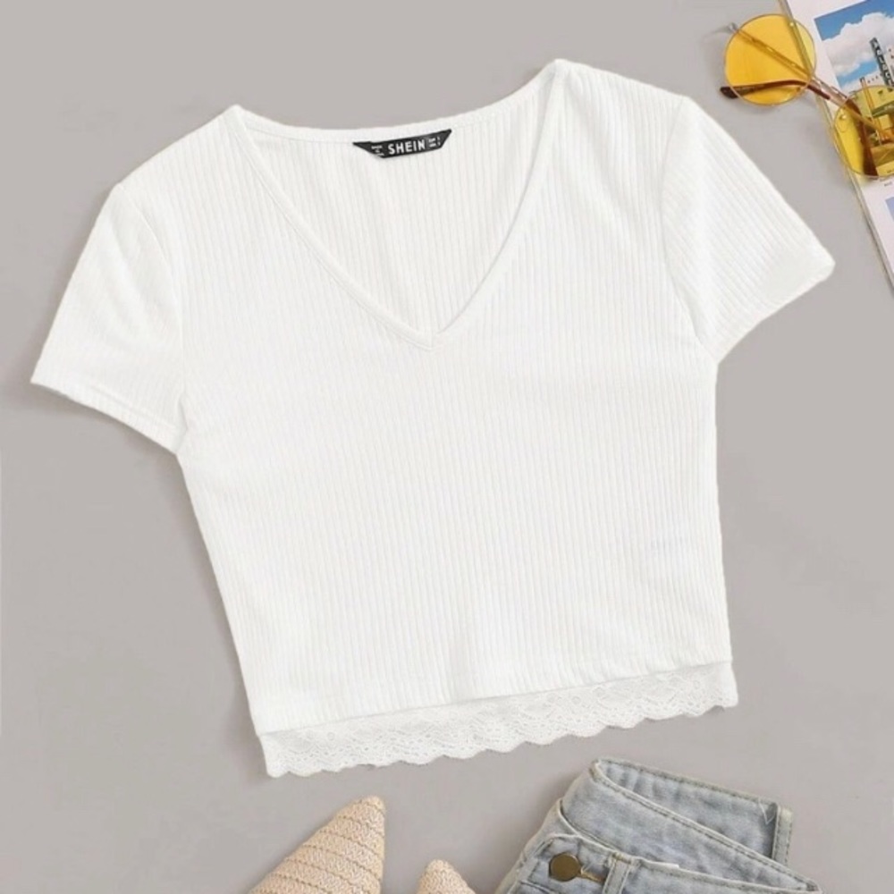 🤍White cropped T-shirt🤍